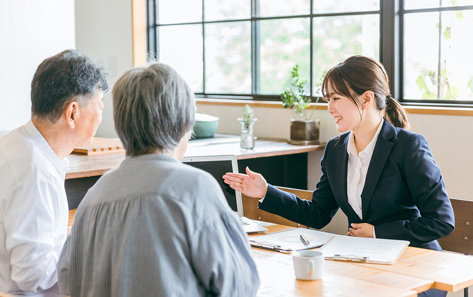 時間をかけて売れる場合は、仲介で購入希望者を探します